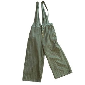 Forever 21 Linen Blend Olive Green Pin Stripped Cropped Overalls Women’s M Art